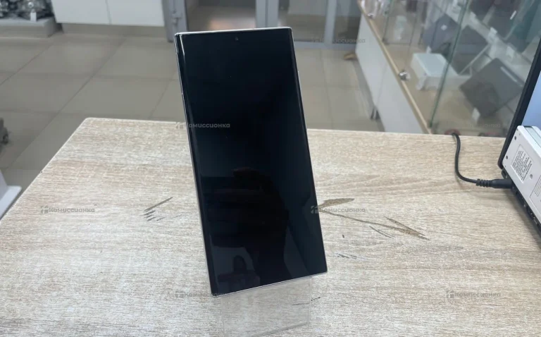 Samsung Galaxy S22 Ultra 5G 12/256 ГБ