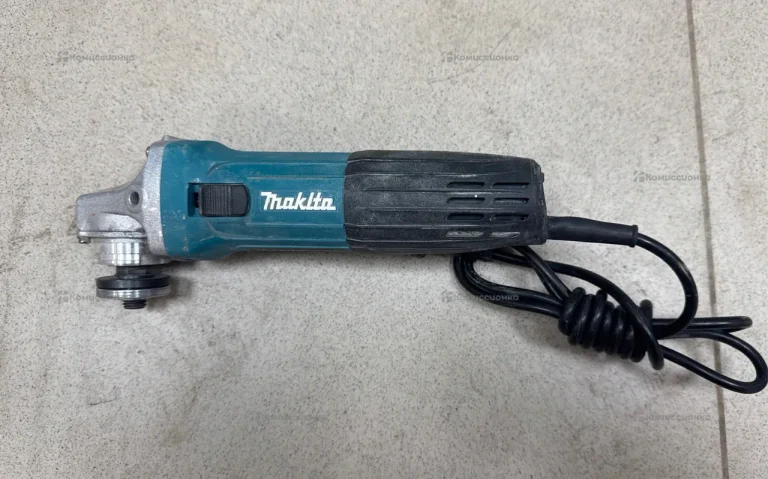 MT-5030