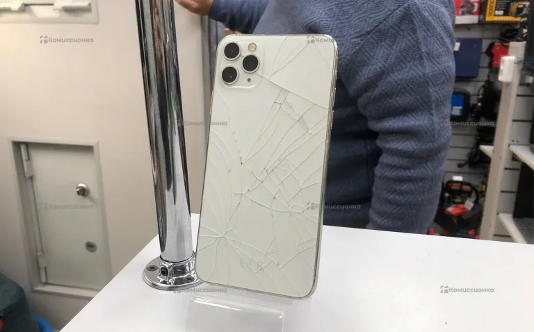 Apple iPhone 11 Pro Max 4/256 ГБ