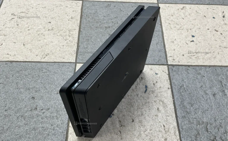 Приставка PS4 slim 1tb