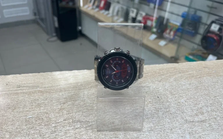 Часы Dual Time