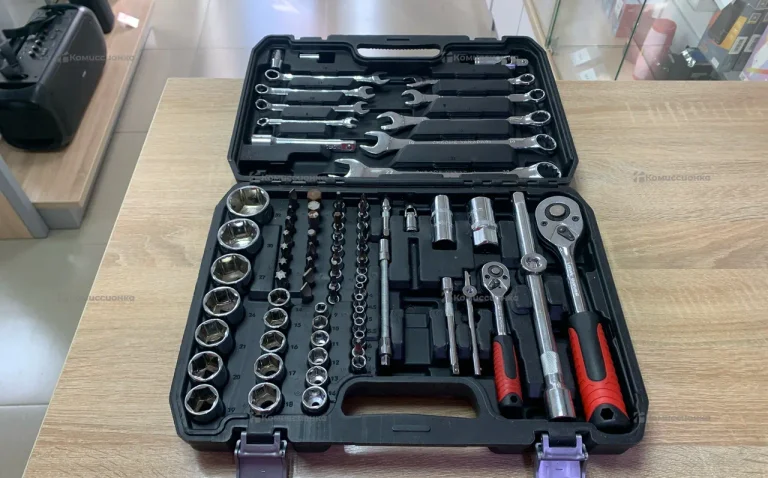 82 pcs