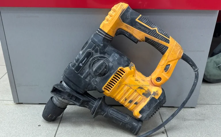 Перфоратор Deko Zkhw BMC