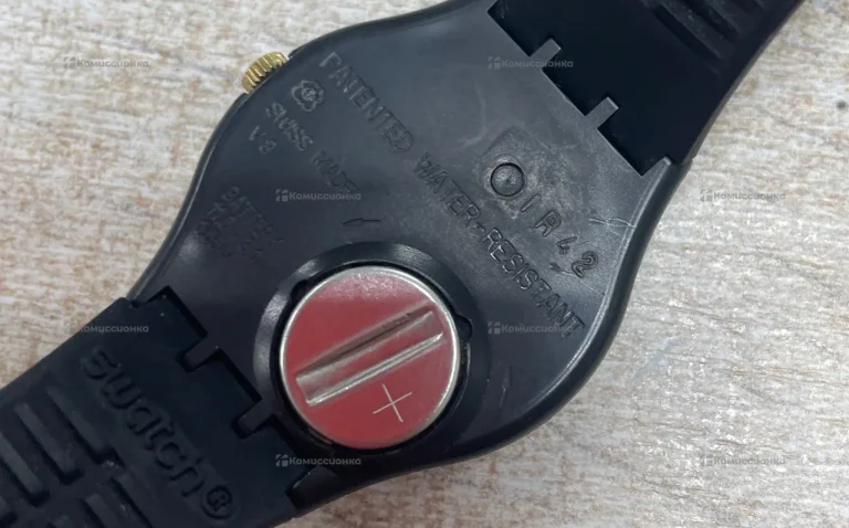 Часы  swatch v8