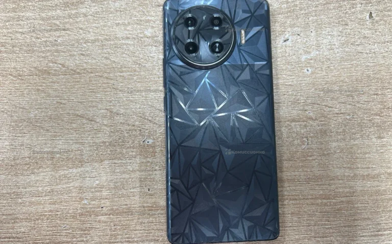 Tecno Spark 20 Pro+ 8/256 ГБ