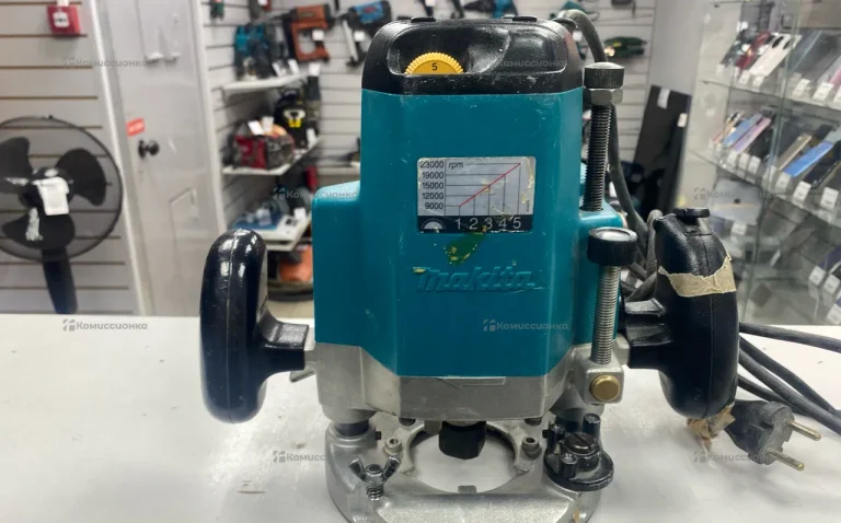 Фрезер makita 3612