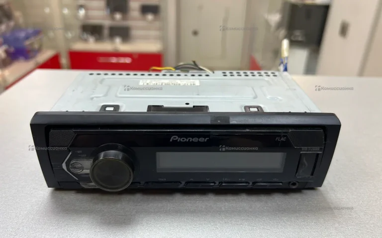 Автомагнитола  Pioneer