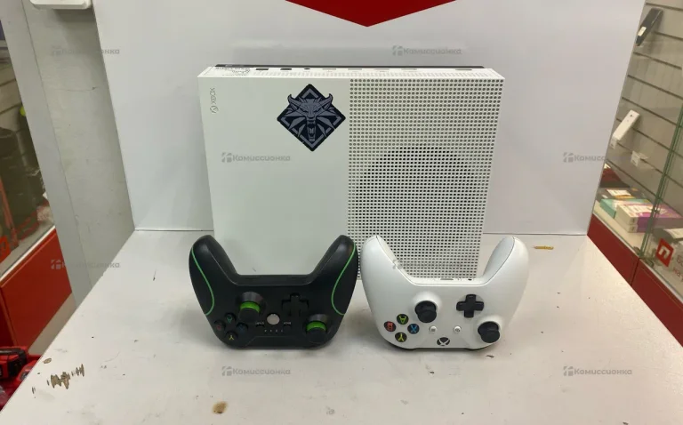 Приставка Xbox one s 1TB