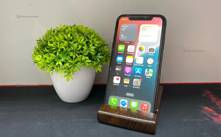Apple iPhone 11 4/128 ГБ