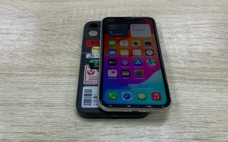 Apple iPhone 11 4/128 ГБ