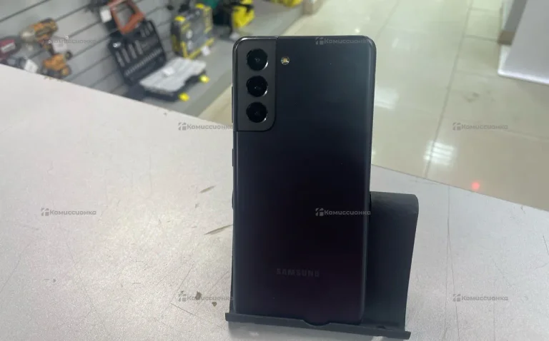 Samsung Galaxy S21 5G 8/128 ГБ