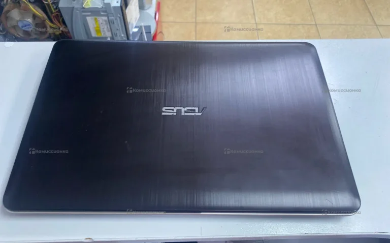 Ноутбук  Asus
