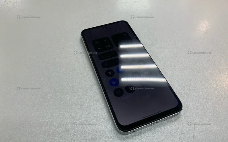 Infinix SMART 10 4/128 ГБ