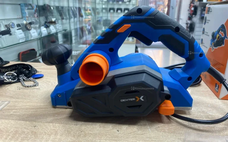 Рубанок Dexter 800pl2-20.5