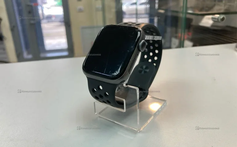 Часы Apple Watch 5
