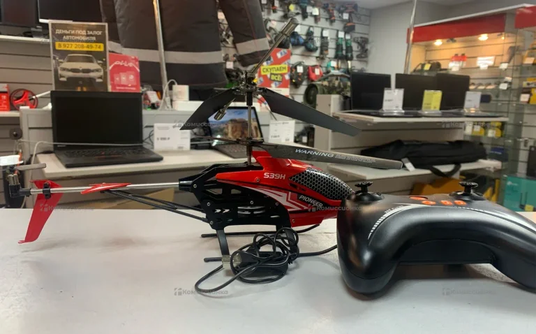 Радиоуправляемый вертолет Syma S39H 2.4G с функцией зависания