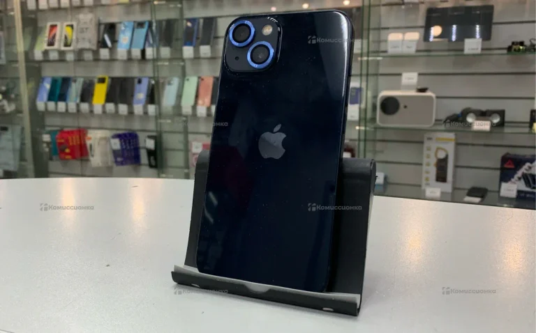 Apple iPhone 13 4/128 ГБ