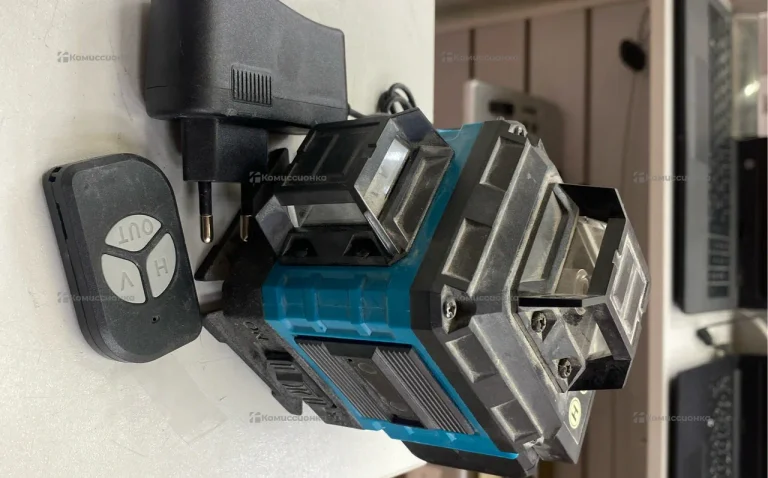 Лазерный уровень Makita(rep)