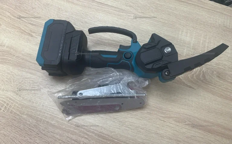 Аккумуляторная цепная пила Makita (реплика)