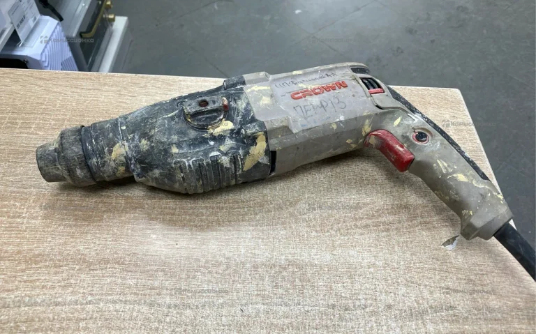 Перфоратор Crown CT18108