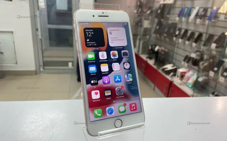 Apple iPhone 7 Plus 32 ГБ