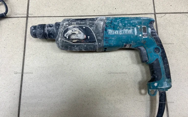 Перфоратор makita HR2470K