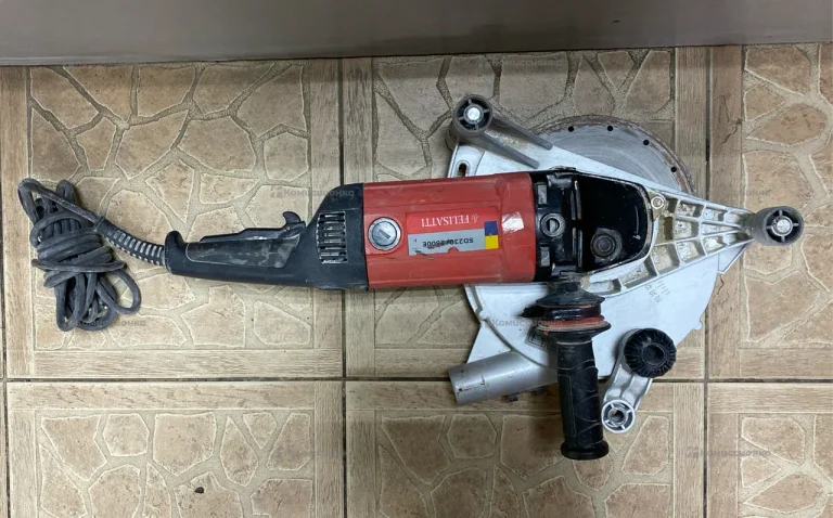 Штроборез FELISATTI SD230/2600E