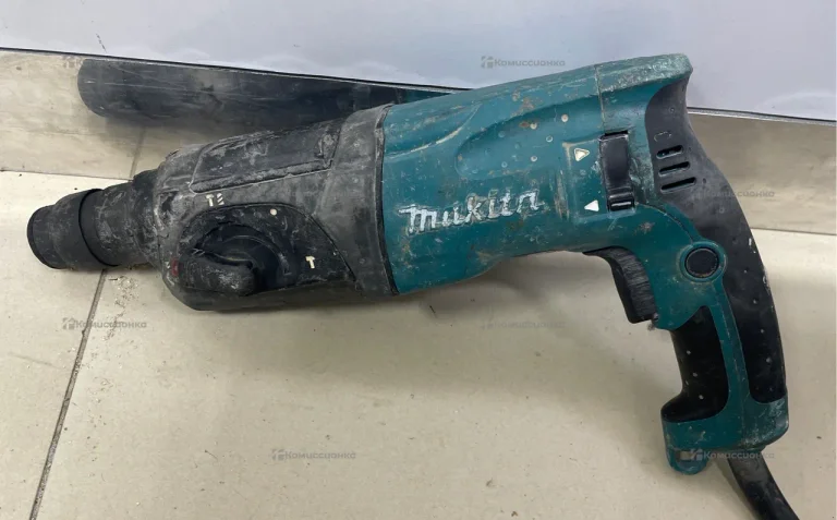 Перфоратор makita HR2470