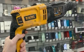 Купить Перфоратор Denzel Rhh-800-26 б/у , в Москва и область Цена:2500рублей