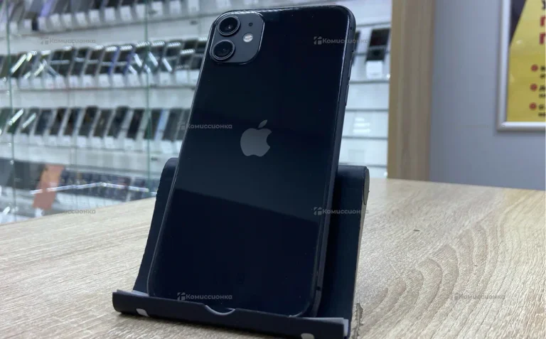 Apple iPhone 11 4/64 ГБ