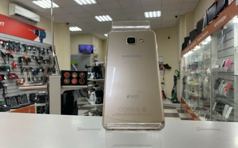 Samsung Galaxy A5 (2016) 2/16 ГБ