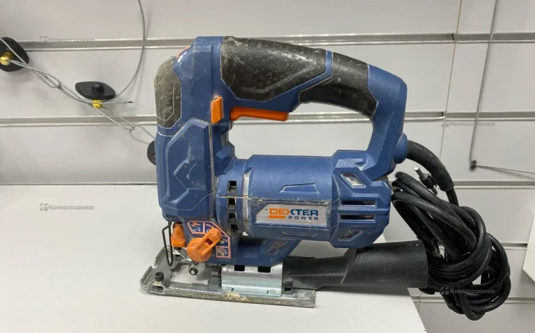 Электролобзик Dexter NC600JS