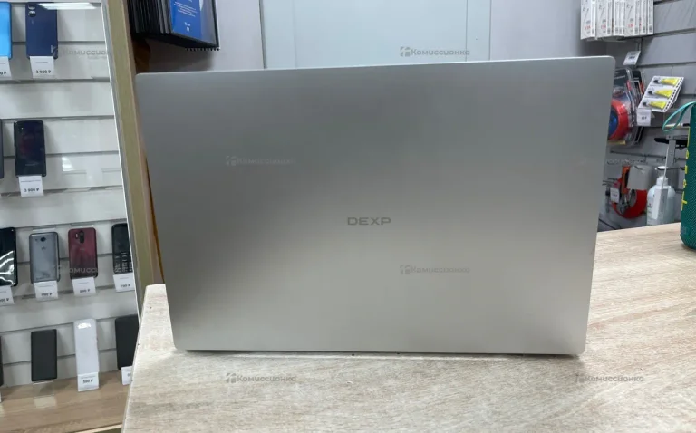 Ноутбук Dexp Aquilon C15-ICW300