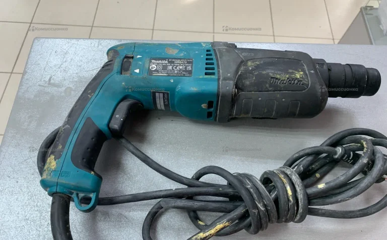 перфоратор MAKITA 2470 сетевой
