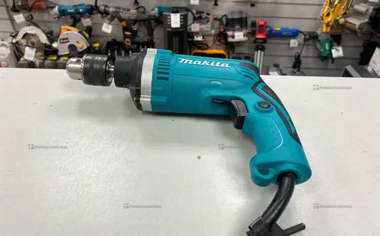 дрель зеленая ……