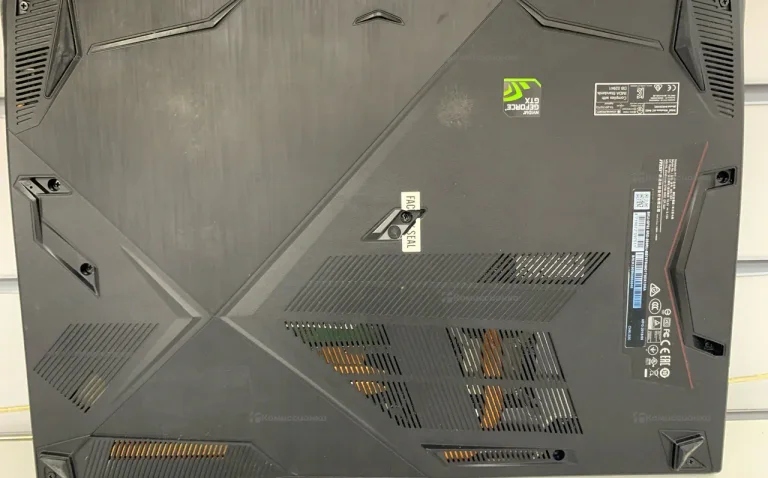 Ноутбук  MSI GF-63