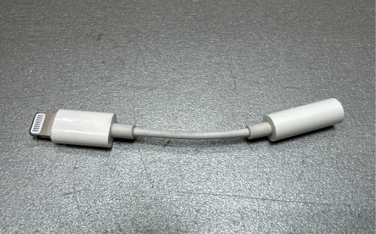 Переходник Lighting-AUX