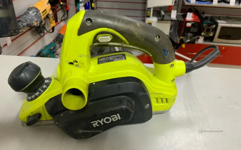 Электрорубанок Ryobi EPN-6082