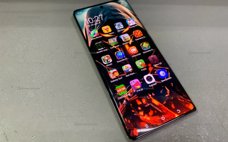 Tecno Spark 20 Pro+ 8/256Gb