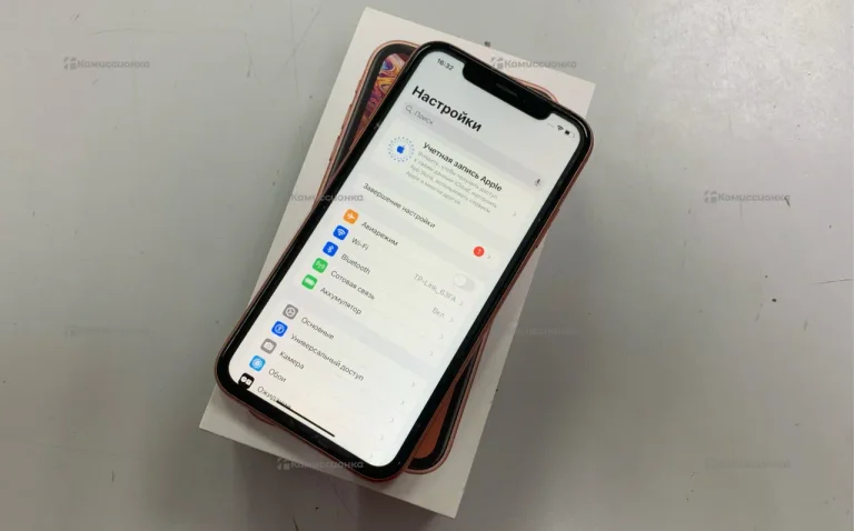 Apple iPhone XR 64ГБ