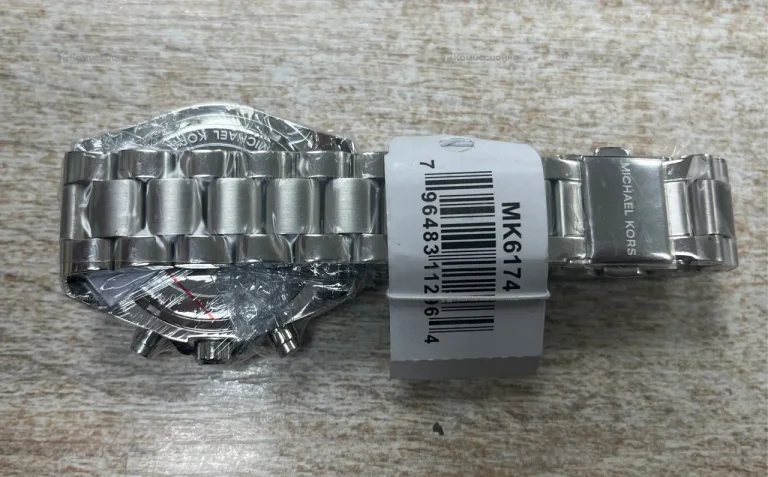 Часы Michel Cors MK-6174