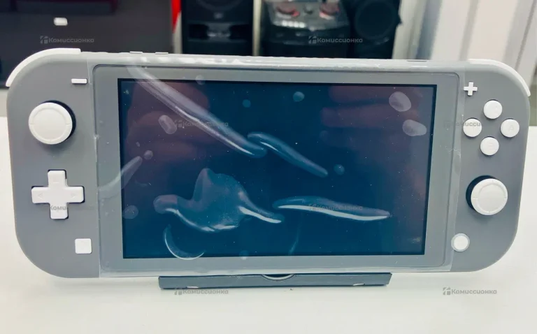 Приставка Nintendo switch lite