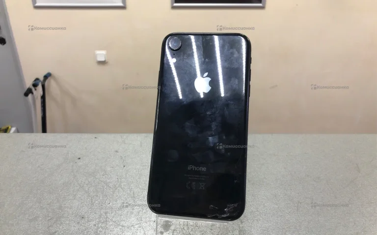 Apple iPhone XR 3/64 ГБ