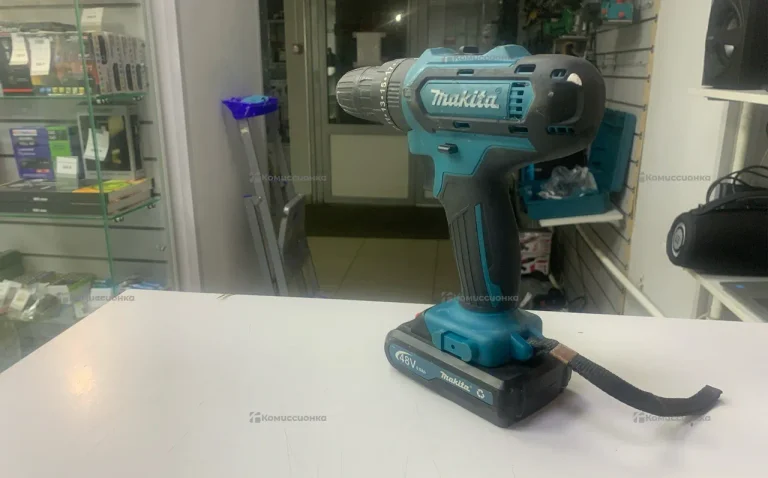 дрель шуруповерт Makita DF331D