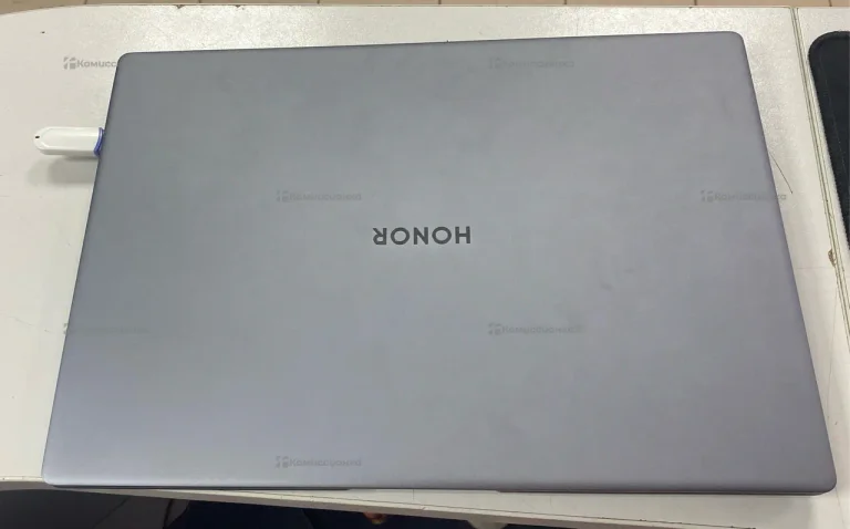 Ноутбук Honor MagikBook x16