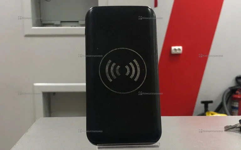 Power bank черный с беспроводной зарядкой 10000 m