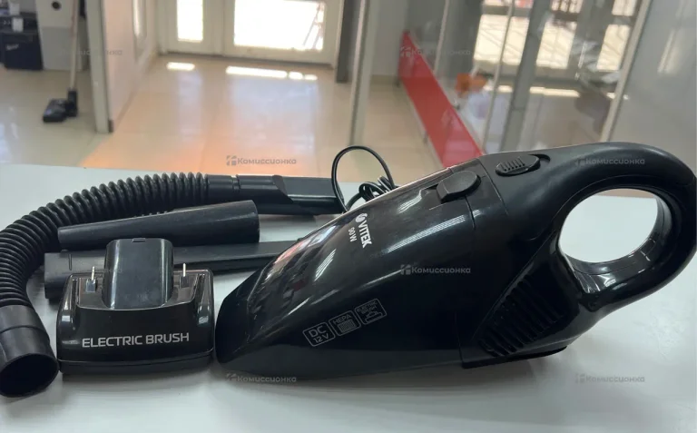 Пылесос VITEK VT-1840BK