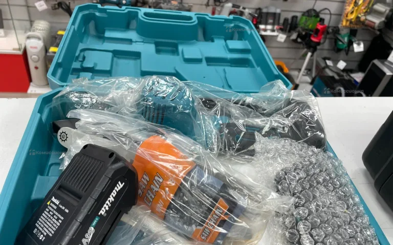 Сабельная пила Makita