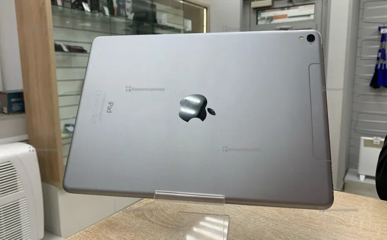 Планшет Apple iPad Pro 9.7 128Gb Wi-Fi + Cellular