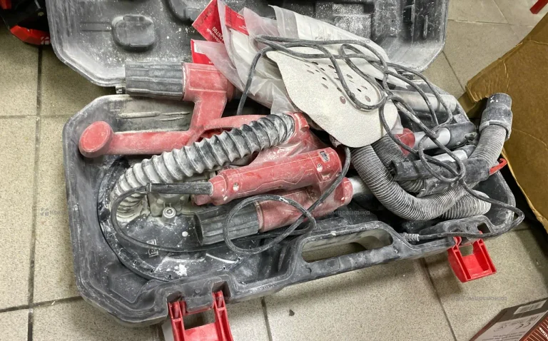 Шлифмашина для стен и потолков ELITECH МШС 1923Э